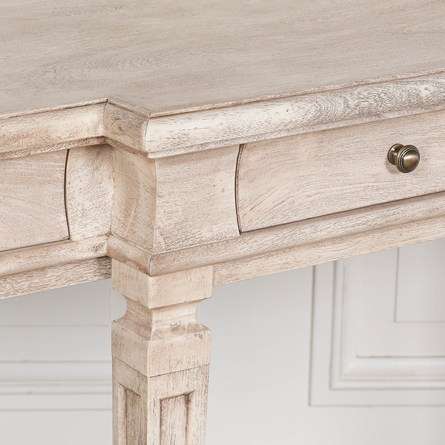 4 Drawer Breakfront Spindle Console Table