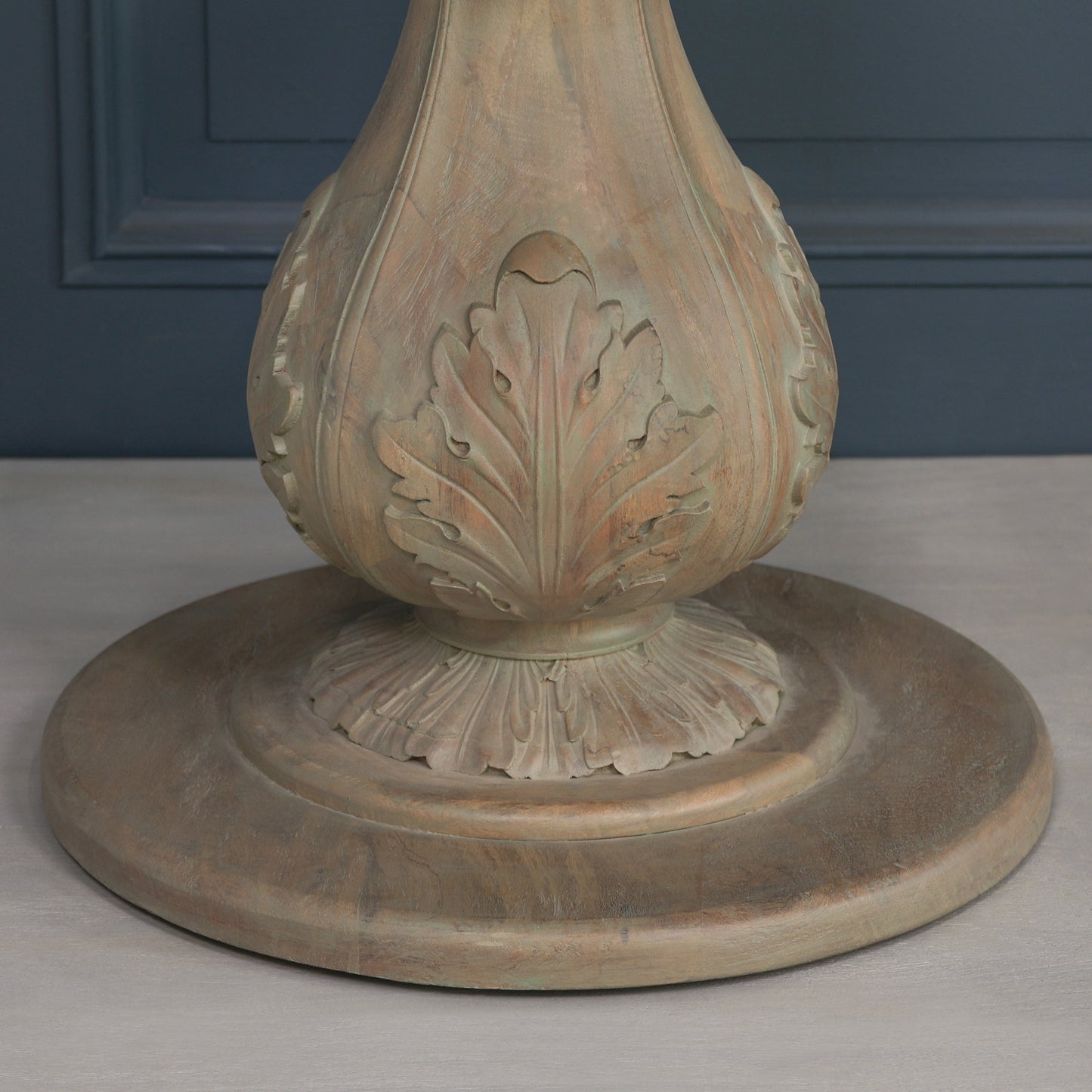 Rustic Washed Round Acorn Dining Table 150cm