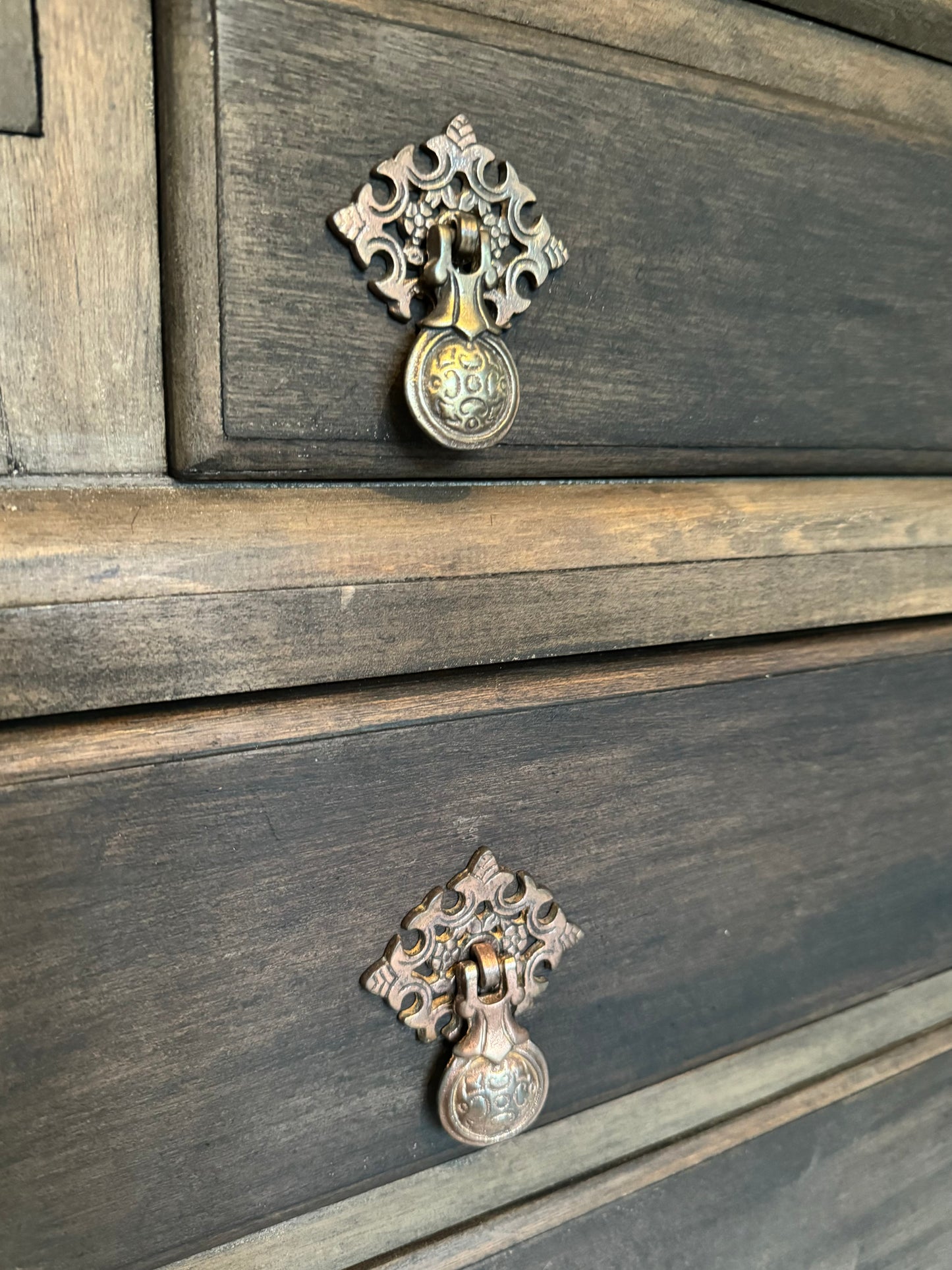 Refurbished Wooden Antique Bureau