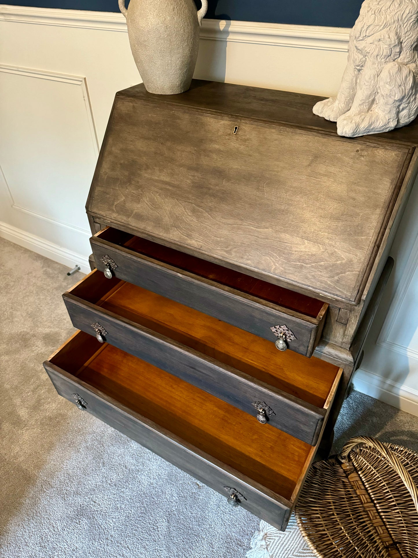 Refurbished Wooden Antique Bureau