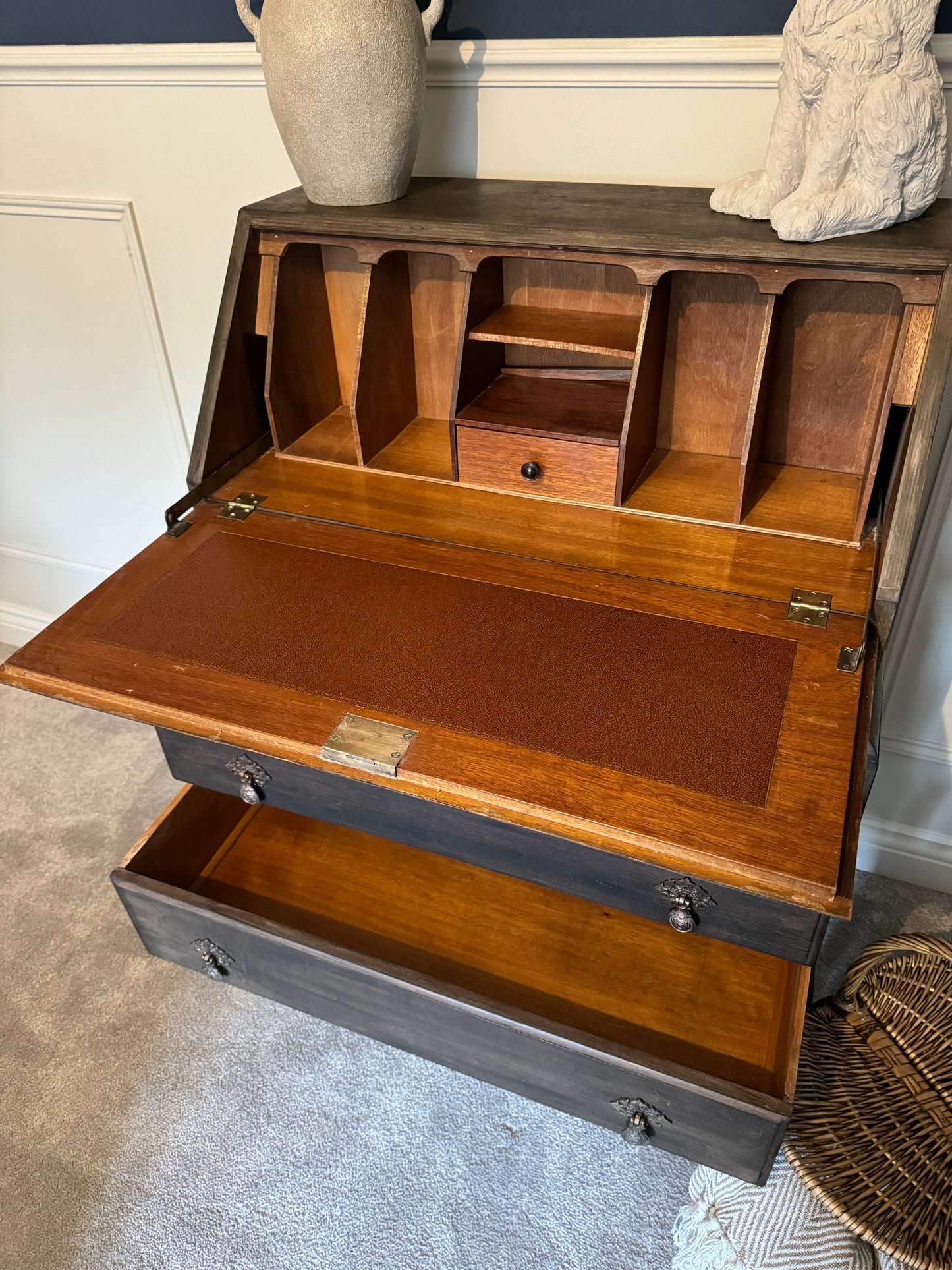 Refurbished Wooden Antique Bureau