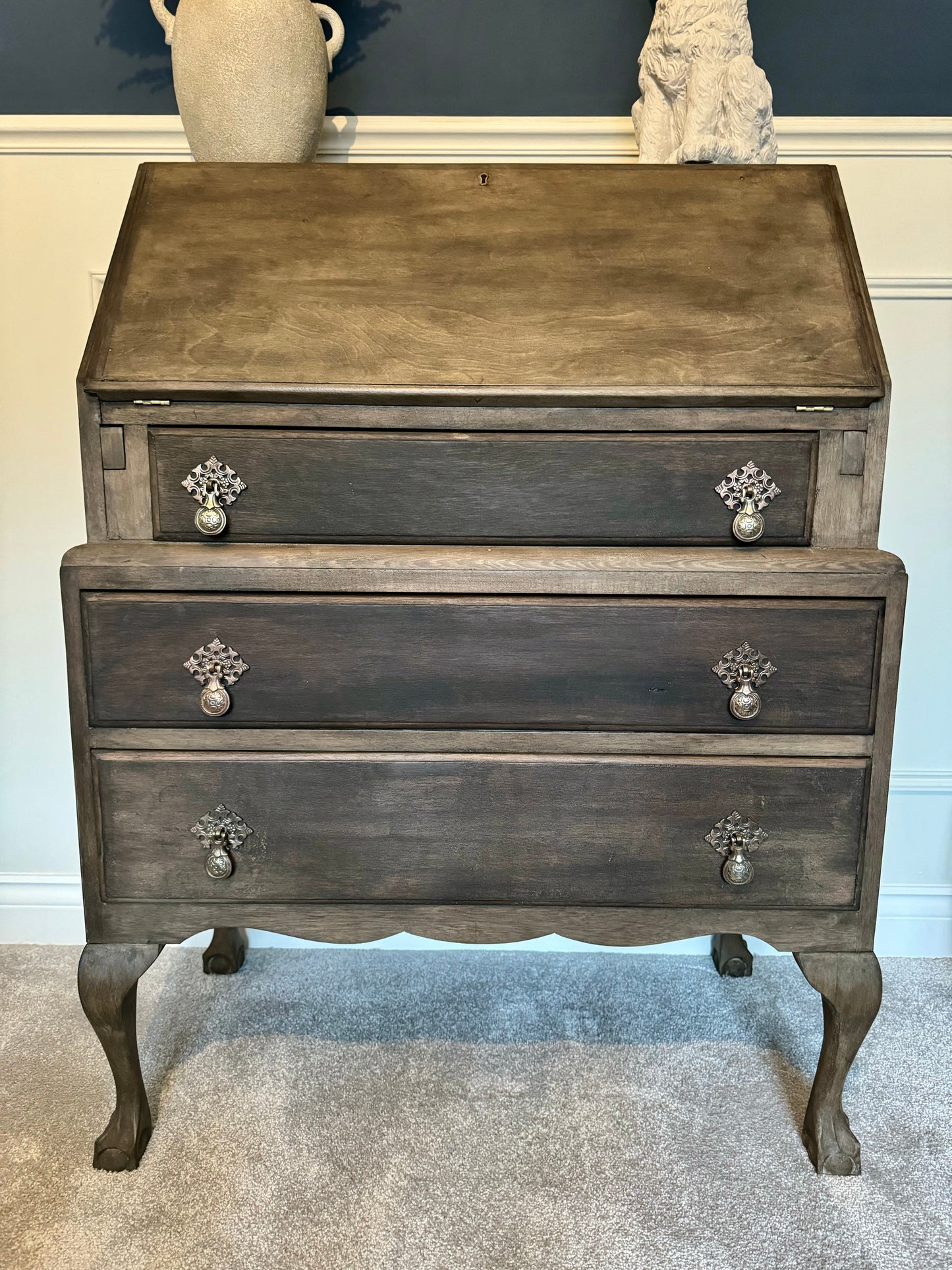 Refurbished Wooden Antique Bureau