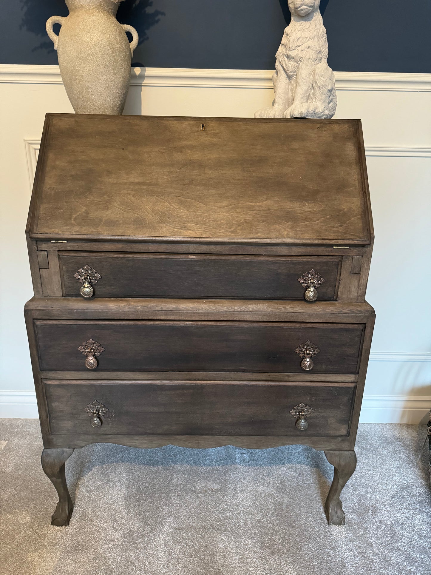 Refurbished Wooden Antique Bureau