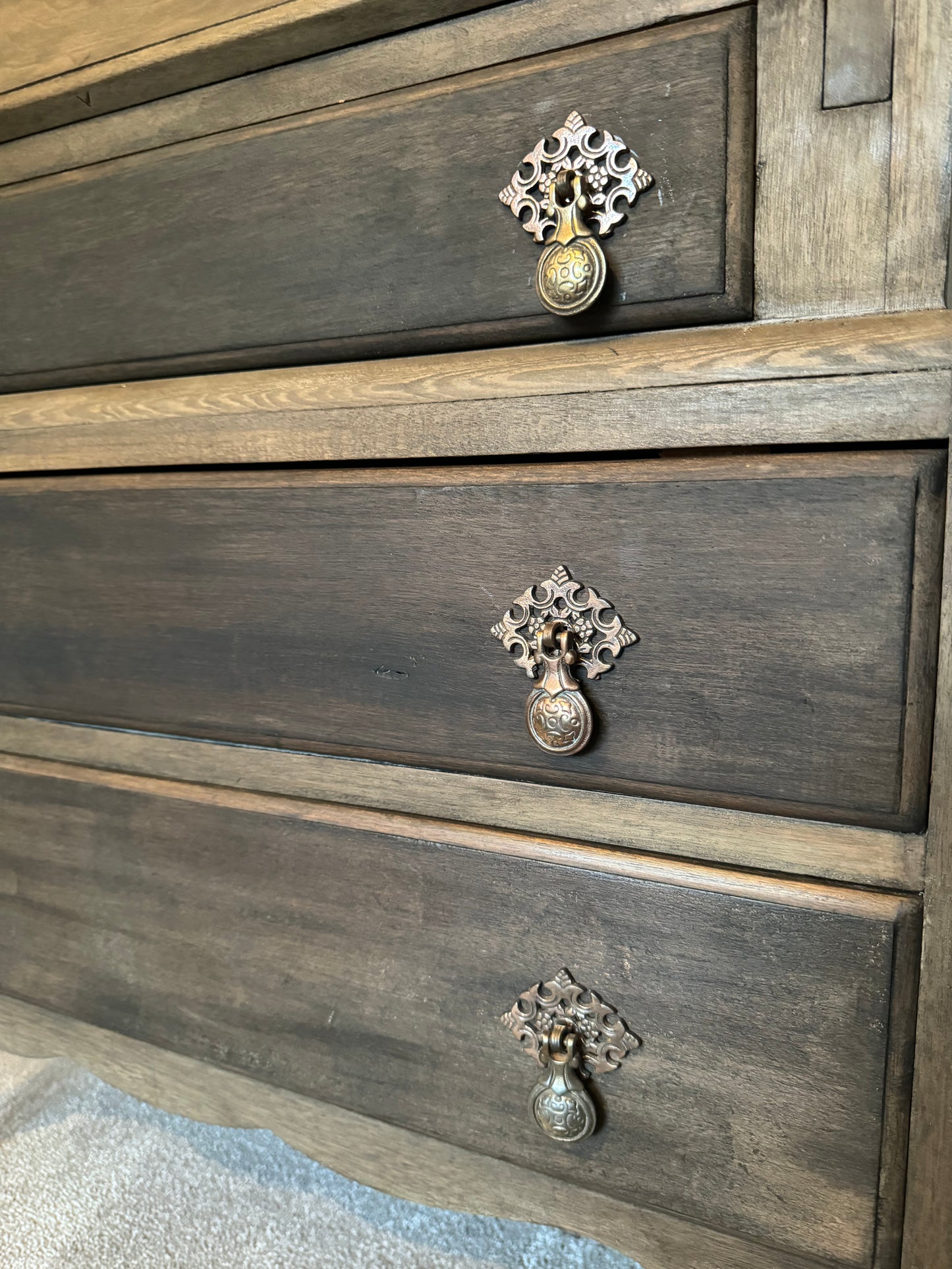 Refurbished Wooden Antique Bureau